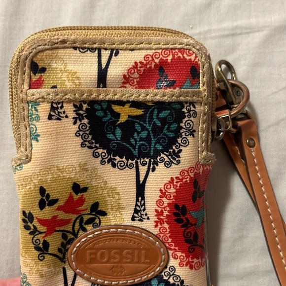 Authentic Y2K Fossil Wallet - Picture 2 of 5